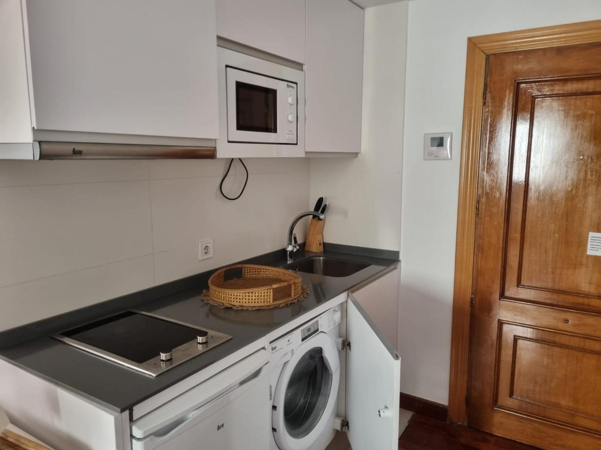 Edificio Leganitos Apartment *