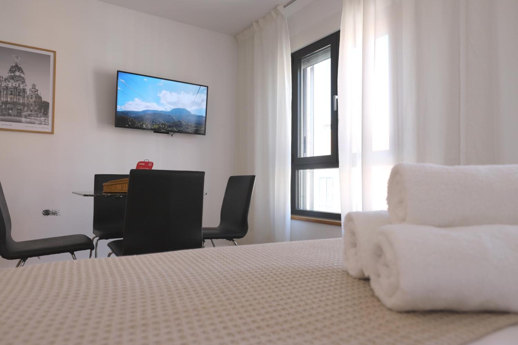 Edificio Leganitos Apartment Madrid