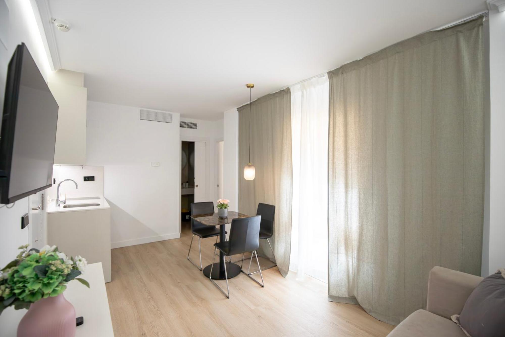 Edificio Leganitos Apartamento *